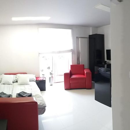 Apartamenty Centrum Rynek Mala Dwojka เคียลเซ ภายนอก รูปภาพ